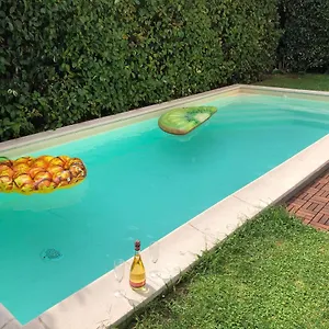 Capri And Holiday home